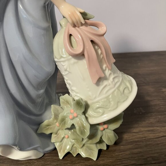 O'Well Grandeur Noel Collector's Edition Porcelain Angel With Bell 12.5 Figurine - Picture 6 of 8